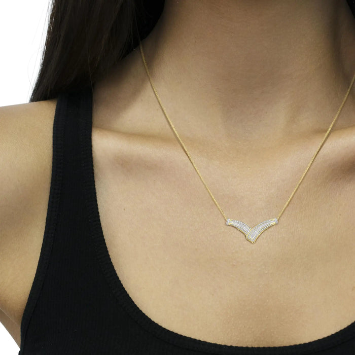 Shape Pendant Necklace 